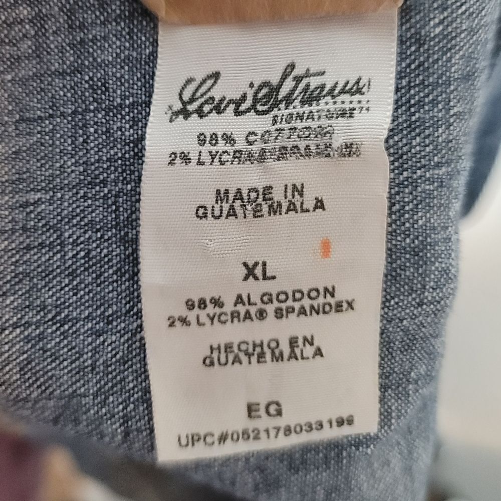 VINTAGE LEVI Trucker Denim Jacket - Picture 12 of 12